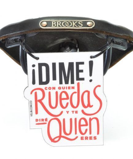 Placa reflectiva para bicicleta Beliv 'Dime con quién ruedas'